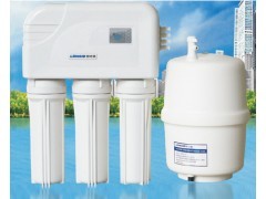 朗詩德凈水器 引領(lǐng)健康飲水新理念的現(xiàn)代飲水設(shè)備