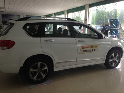 選車糾結(jié)進(jìn)行時 與朋友探訪4S店，哈弗H6 Coupe成焦點(diǎn)